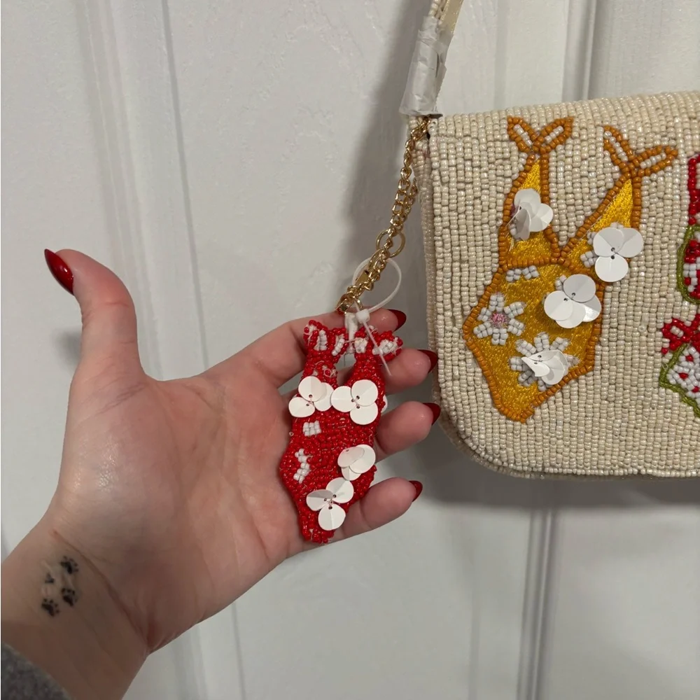 RARE Cream Beaded Swimwear Shoulder Bag - Picture 2 of 4
